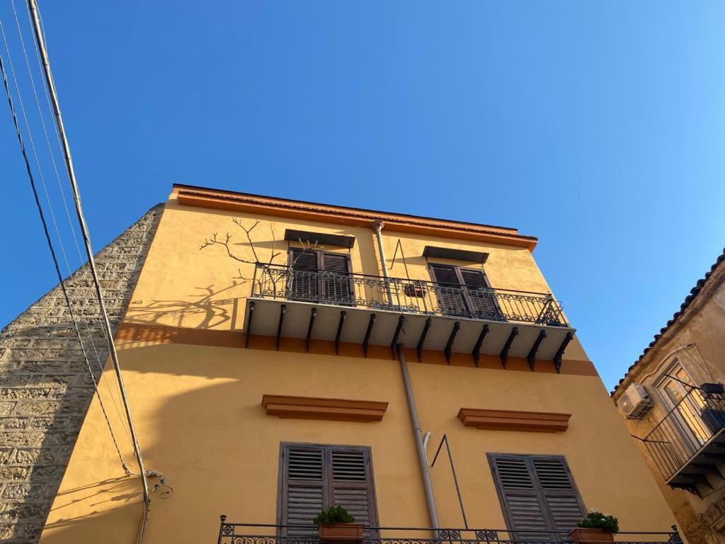 Al Parlatoio Del Centro Storico Daire Palermo Dış mekan fotoğraf